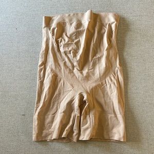 Maternity shape wear